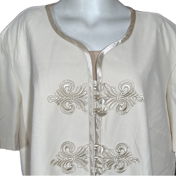 Elegant Cream & Silver Trim Fleur-de-Lis Jacket Sz 24WP Pride & Joy Wedding NWT - Picture 2 of 11